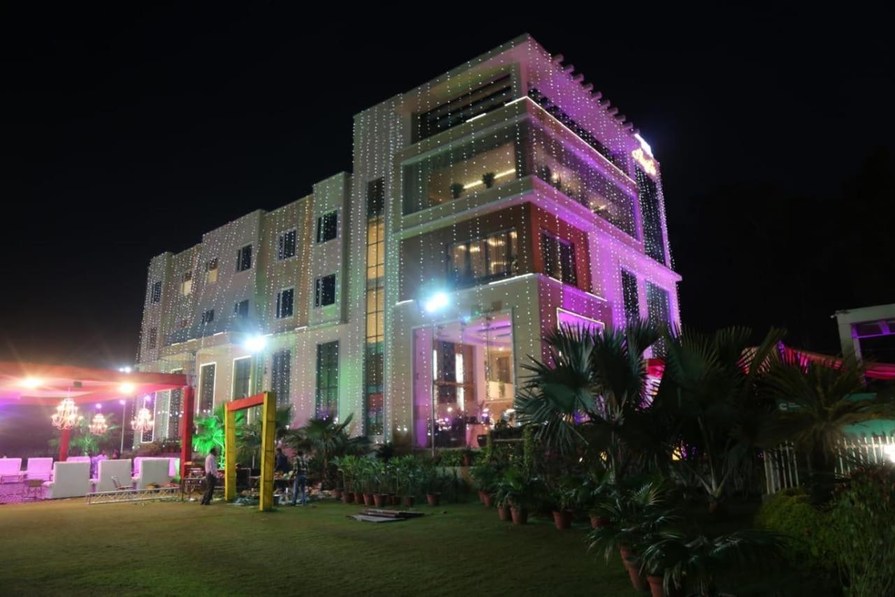 Hotel Pacific Roorkee Dış mekan fotoğraf