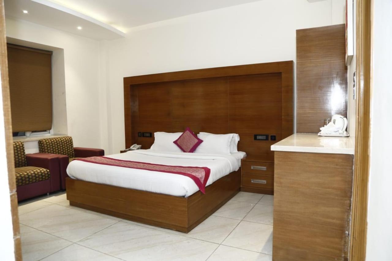 Hotel Pacific Roorkee Dış mekan fotoğraf